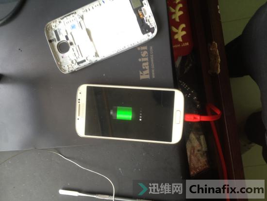 三星s4充不上电怎么办,三星s4充电震动不开机