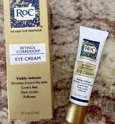 让眼下饱满眼霜,双眸更闪亮眼霜