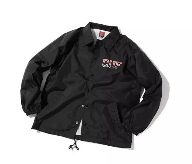 无HUF，不滑板？NO！HUF有的是性感潮范儿~