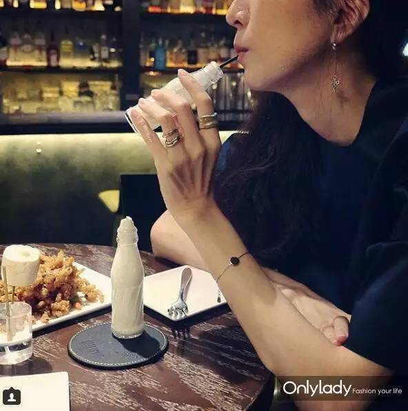 韩剧女主角同款耳坠,韩剧中的珠宝首饰