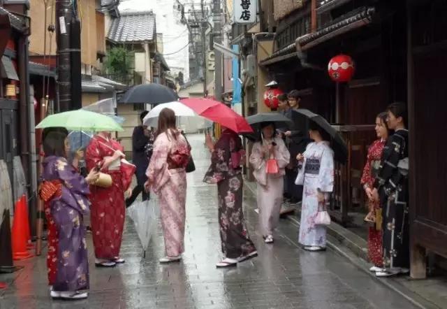 有钱,随性!出国旅游最舍得花钱的城市你知道吗?