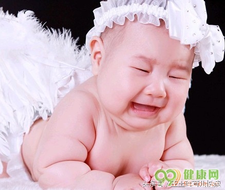 婴儿大便有血丝妈妈忌口不见好转,婴儿大便有粘液日常护理