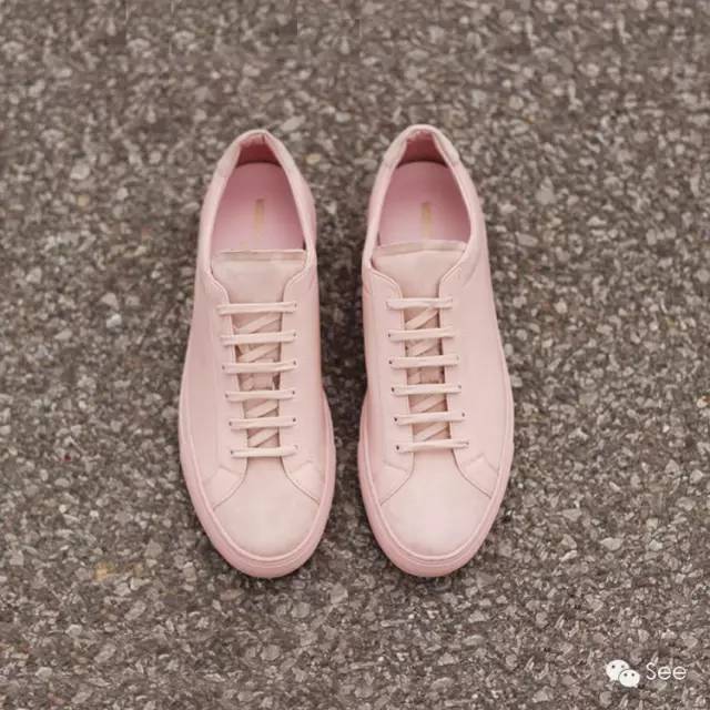 不到千元的旗舰机,不到千元的大牌套装护肤品