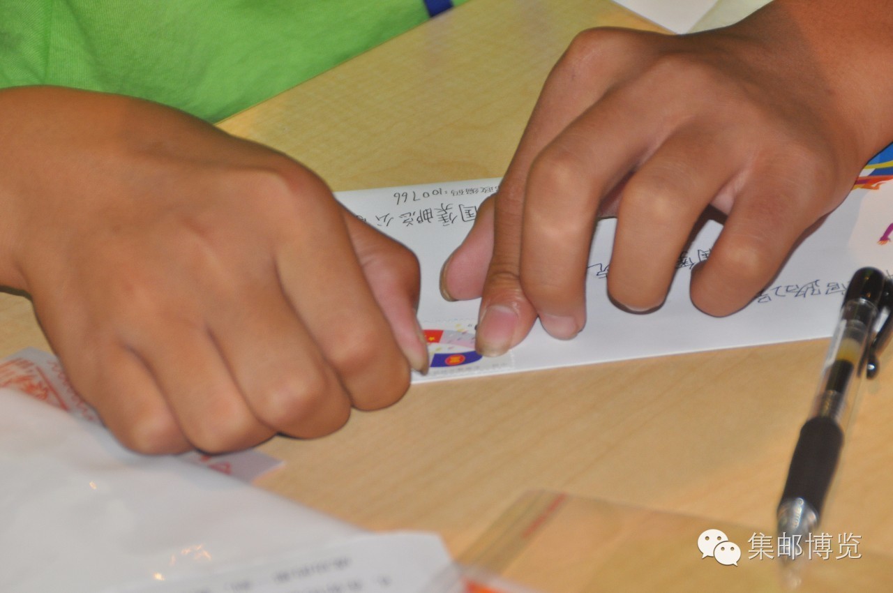 爱在集邮周|集邮文化大讲堂面向留守儿童开讲