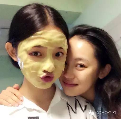 这么热的天,我宁愿*光脱**也不要脱妆~