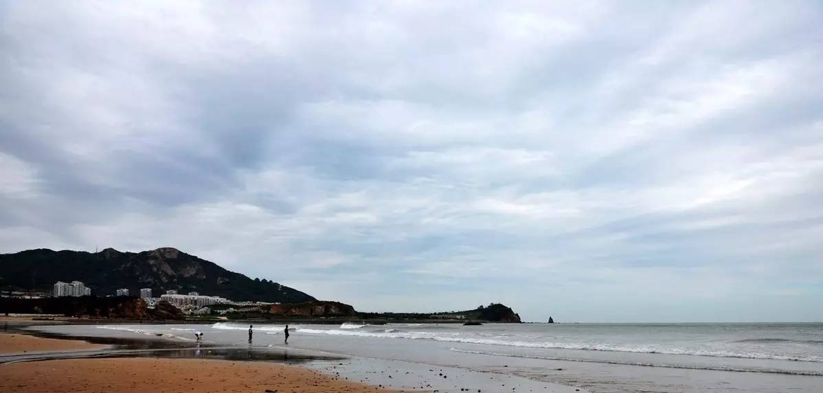 青岛海水浴场洗海澡,山东青岛水质怎么样