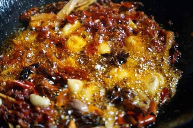 云南美食酸菜红豆猪脚,宾川县酸汤猪脚