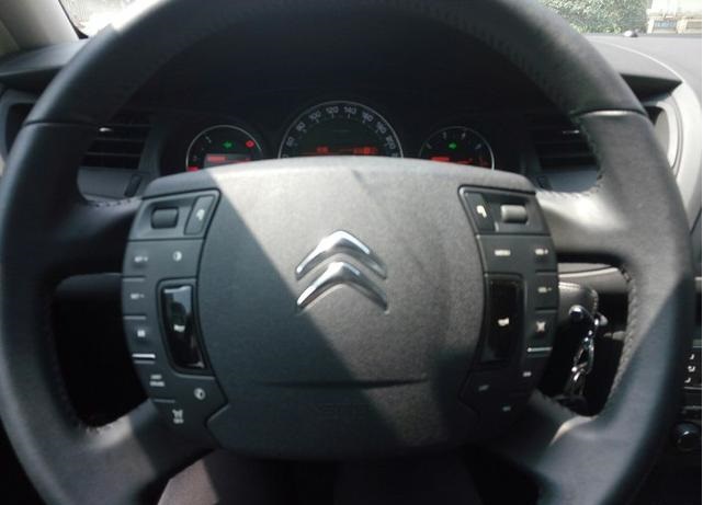 雪铁龙C51.6T豪华版,颇有风范