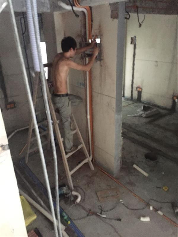 水电完工怎么检查是否接错线,水电完工如何验收漏水问题