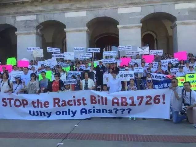 在美华人的辛酸,在美华人当下的双重困境