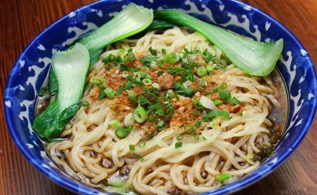 重庆小面本地人推荐的牌子,网上卖的重庆小面测评