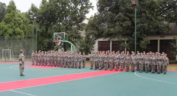 117医院82名医技药新聘人员顺利通过考核，年龄最小的21岁