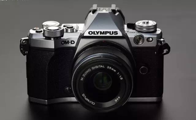 佳能4000到5000最值得入手的微单,微单相机推荐3000至4000