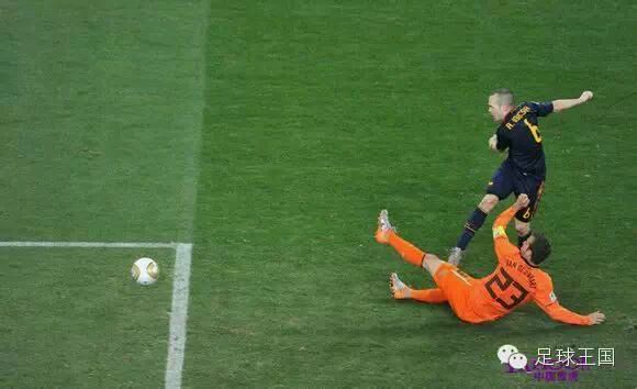 足球场上为之动容的28个瞬间,足球场上那些落泪瞬间