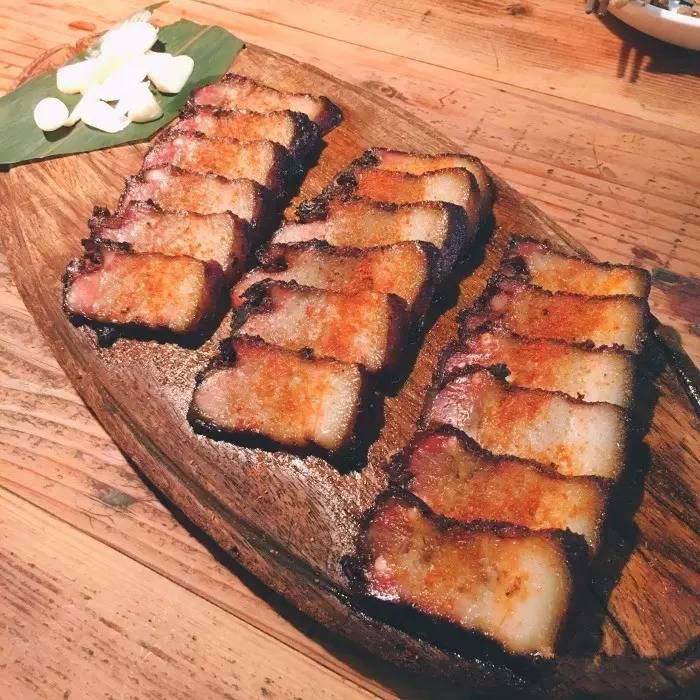 今晚虹口足球场,虹口足球场坐满的盛况