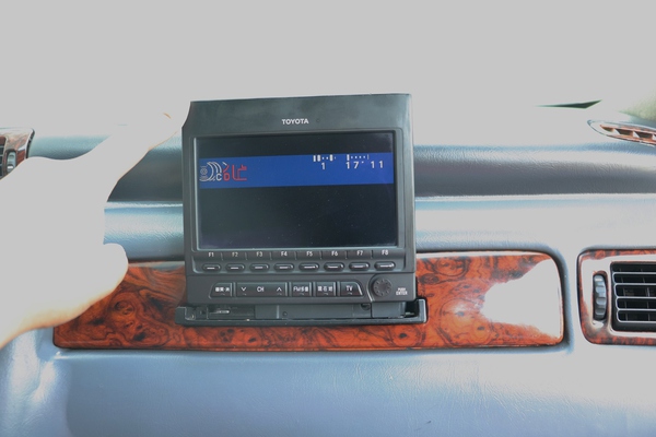 丰田皇冠athlete12代半,日本新款15代丰田皇冠