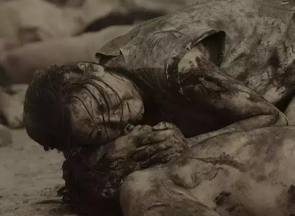 同叫张国强，一个是王宝强连长，一个是李若彤表哥