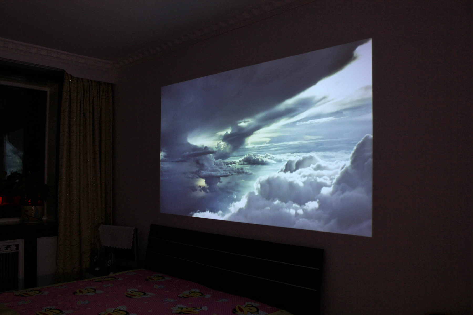 原来投影仪可以这么玩,原来投影仪还能这么玩