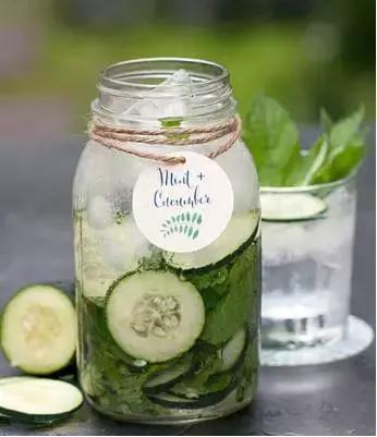 秋天长痱子怎么快速消除,秋痱子怎么治比较快消失