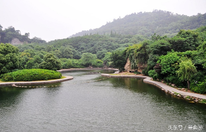 绍兴人去柯岩风景区免费吗,风景这边独好景点在哪