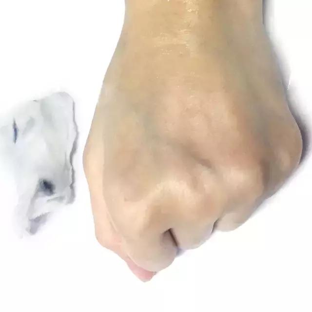 防水眼线笔排名第一品牌是,防水眼线笔新手推荐哪款比较好看