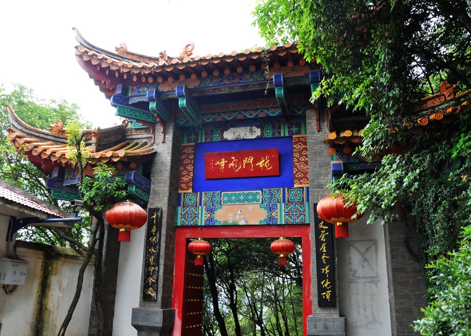 昆明西山的龙门堪称滇中第一胜景,昆明西山龙门最好的地方