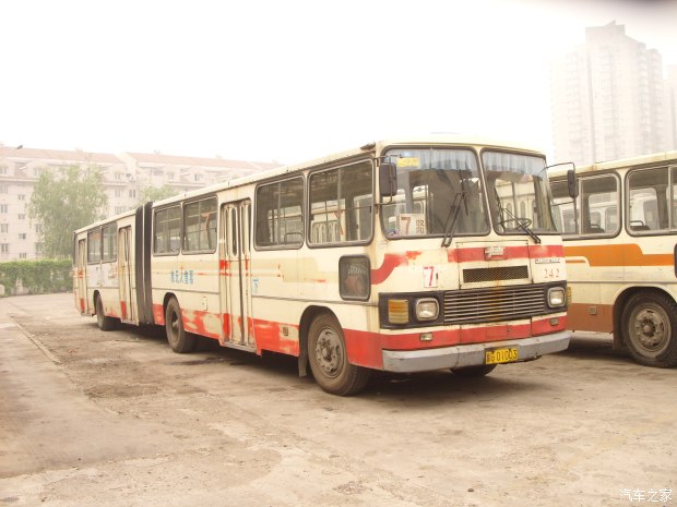 跑了13万公里的比亚迪e6值得买吗,比亚迪电车第一批车主用车情况