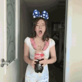 恐怖gif女生,韩国恐怖电影女孩诡异的笑图片