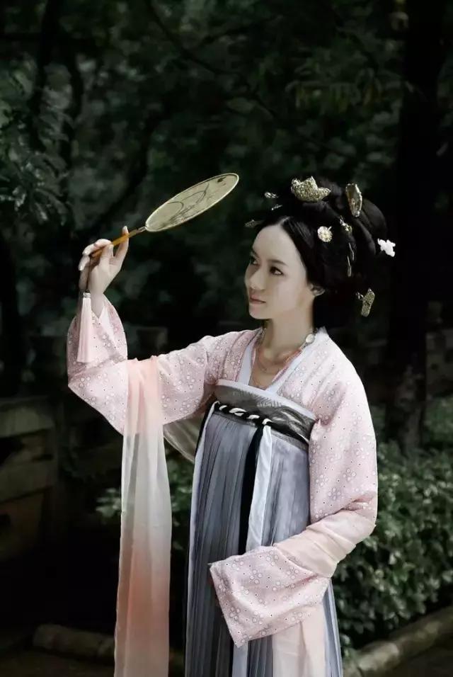 汉服之美谓之华作文,汉服之美的文章