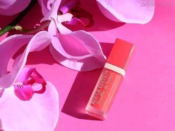 2018年阿玛尼唇釉哪个色号比较火,阿玛尼405g和400g红管唇釉哪个好看