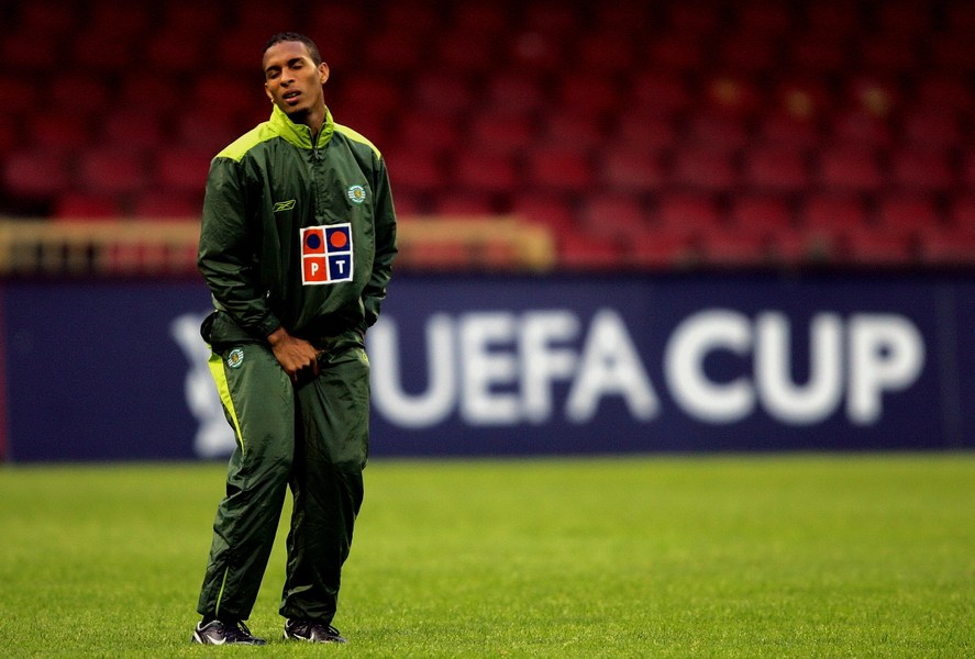 捂裆派龙抓手，足坛“抓鸟”合集