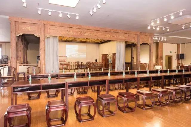 刨花竟然这么美：这是创作，也是一次全神贯注的疗愈。