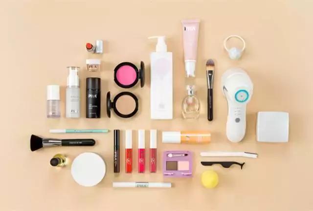 美易在线：多品牌多赛道，互联网玩法券商跟不上？