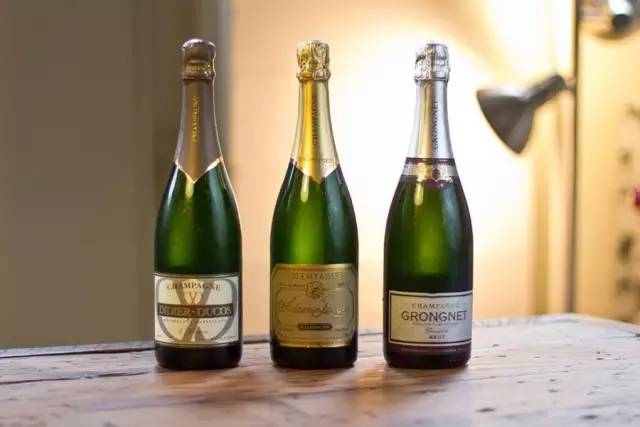 法国十大葡萄酒排行,法国十大顶级干红葡萄酒