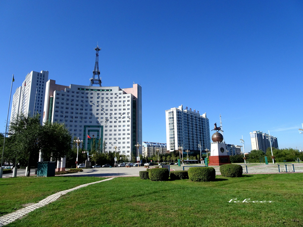 额滴个神!一枚老男人居然在黑河疯狂购物直到手软!
