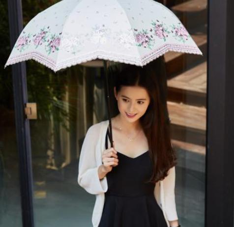 法令纹太深怎么淡化男生,法令纹很显老怎么改善法令纹