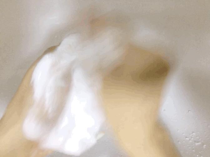 火山泥真的能清洁毛孔吗,用火山泥洗脸再用洗面奶