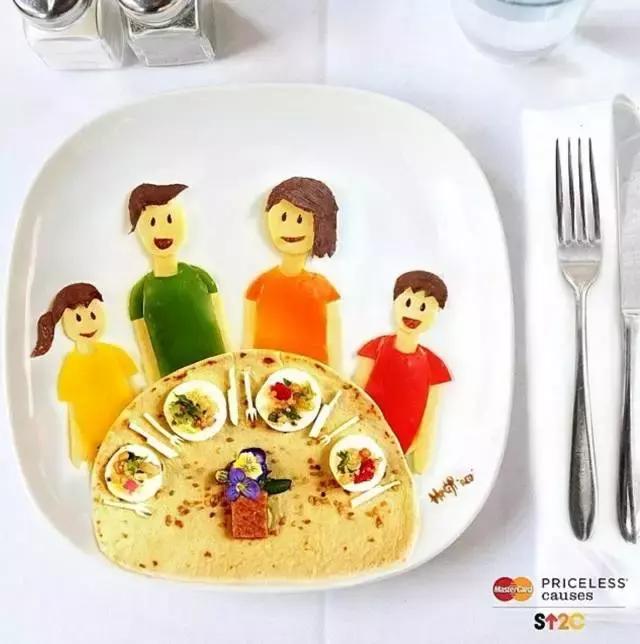 墨大华裔妹子用咖啡“泼”出周杰伦！成龙、姚明、张艺谋