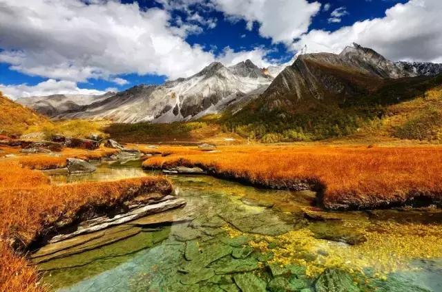 到底是去西藏还是去川西,西藏与川西这辈子总要来一趟吧