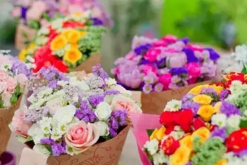 亲爱的在吗我想你了语音,我想你了怎么办高情商回复