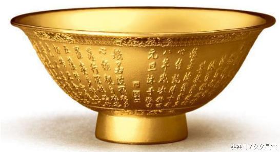 下辈子不缺钱平安富贵的六大属相,一家人有这四个生肖四代能富贵