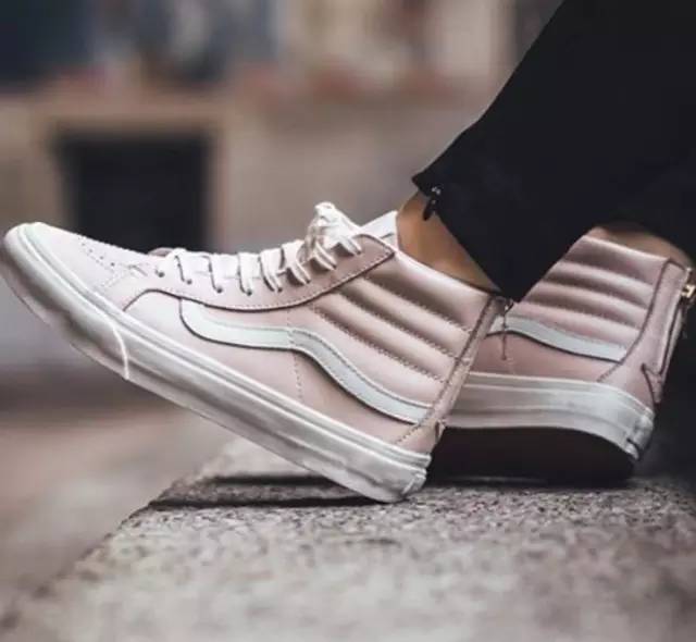 最近很火的小粉鞋,大家心心念念的香云纱鞋子
