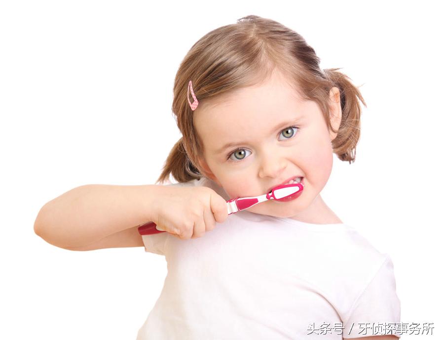 拔牙后发烧是怎么回事如何处理,拔牙后发烧疼痛怎么缓解