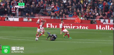 阿森纳2-2南安普敦,上半场阿森纳1比2阿斯顿维拉