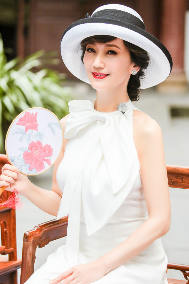 70后大叔秒变小姐姐,70后大叔变大嫂