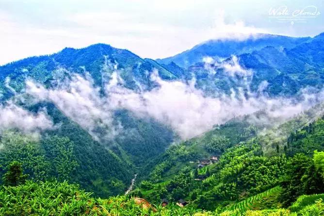 湘西古老而神秘的地方,曾经古老的湖南湘西苗寨