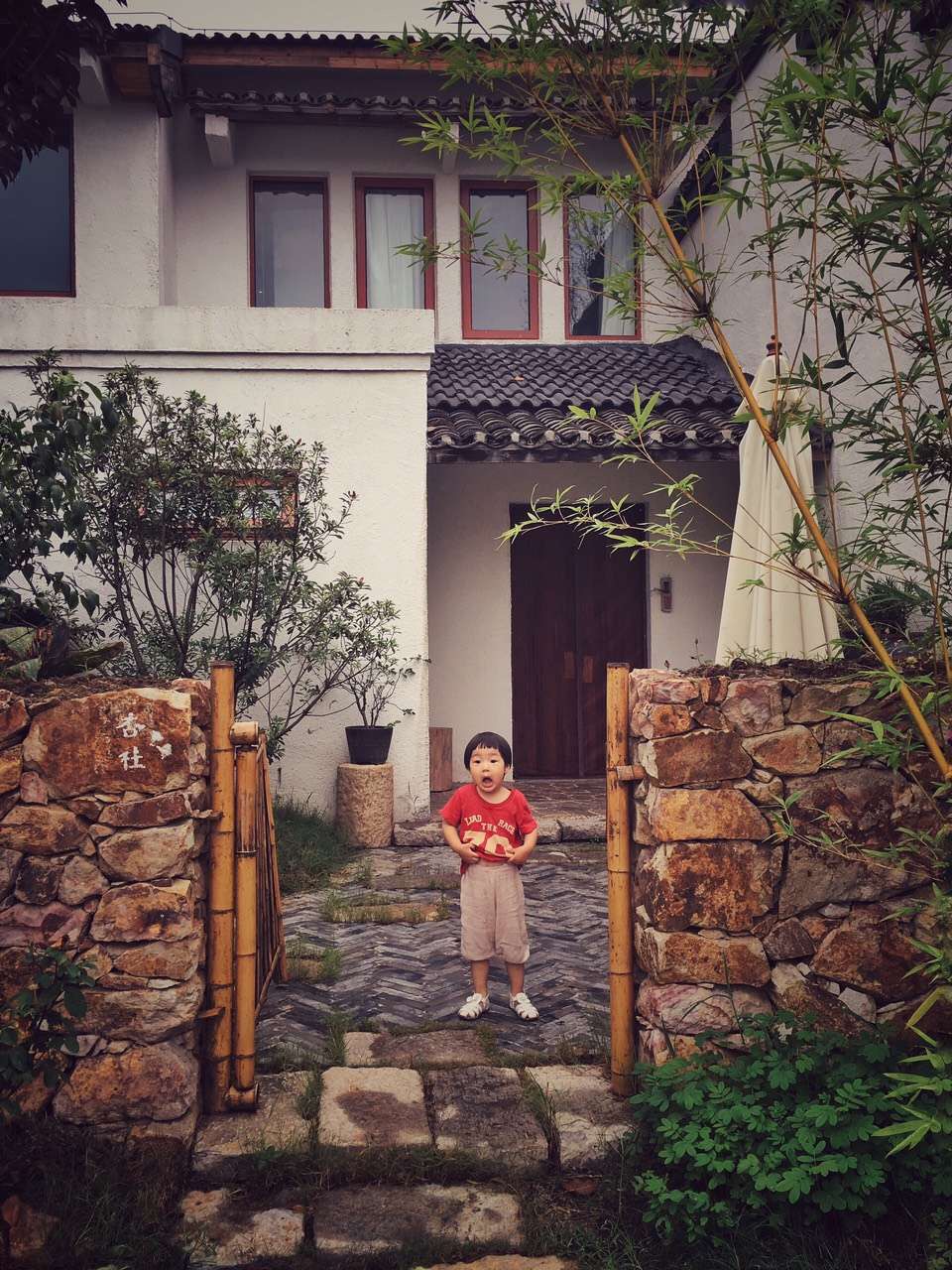 放慢脚步陪伴孩子,带娃慢慢悠悠的旅游