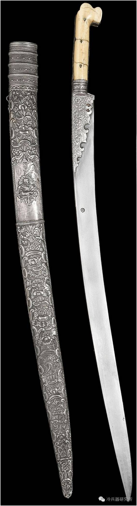 平刃而进，可割敌首：奥斯曼亚塔安腰刀