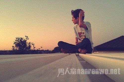 我失恋了怎么安慰句子,我失恋了情绪低落怎么办