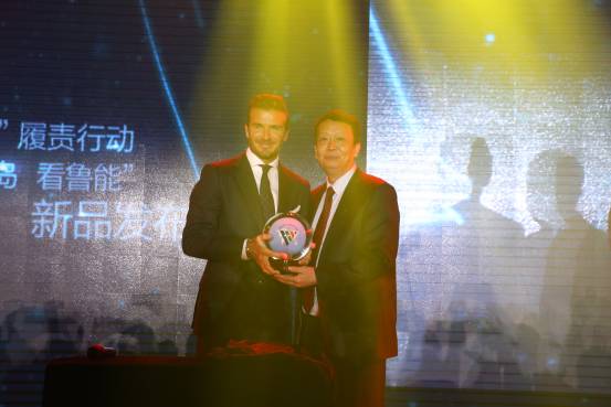 贝克汉姆来海南,贝克汉姆频繁偶遇一个人